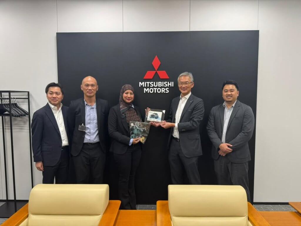Mitsubishi Brunei | Asmah Beevi Recognized at Mitsubishi HQ for Exceptional 2025 Sales Performance